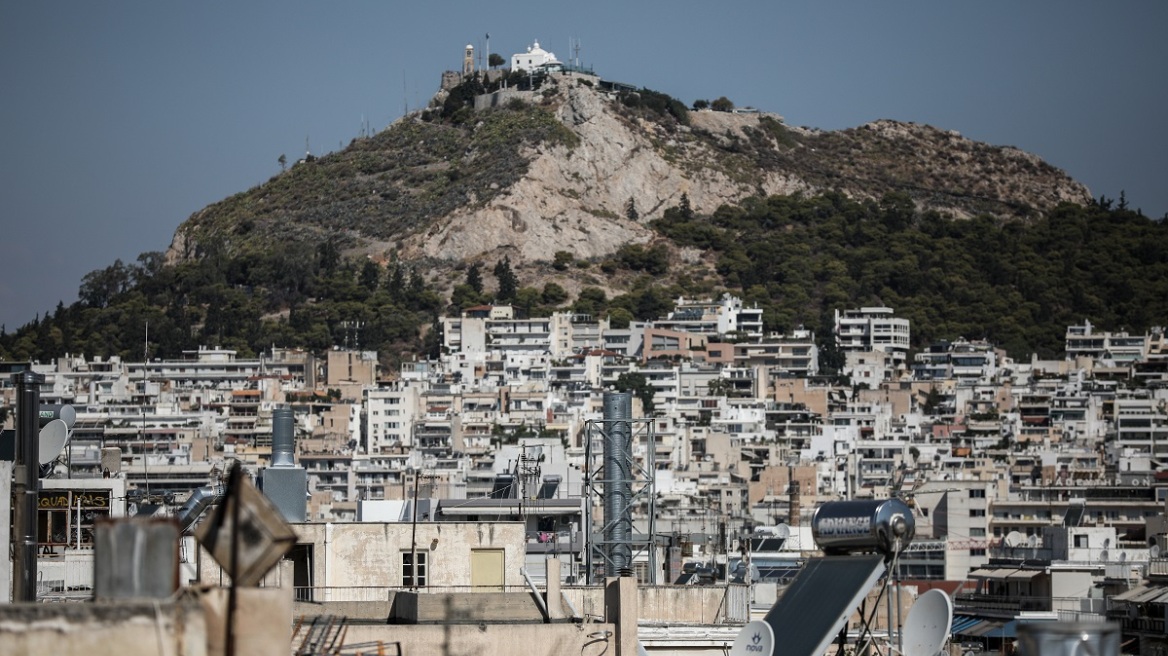 Δήμος Αθηναίων: Έκλεισε ο Εθνικός Κήπος, απαγορευτικό κυκλοφορίας στον Λυκαβηττό λόγω των καιρικών φαινομένων