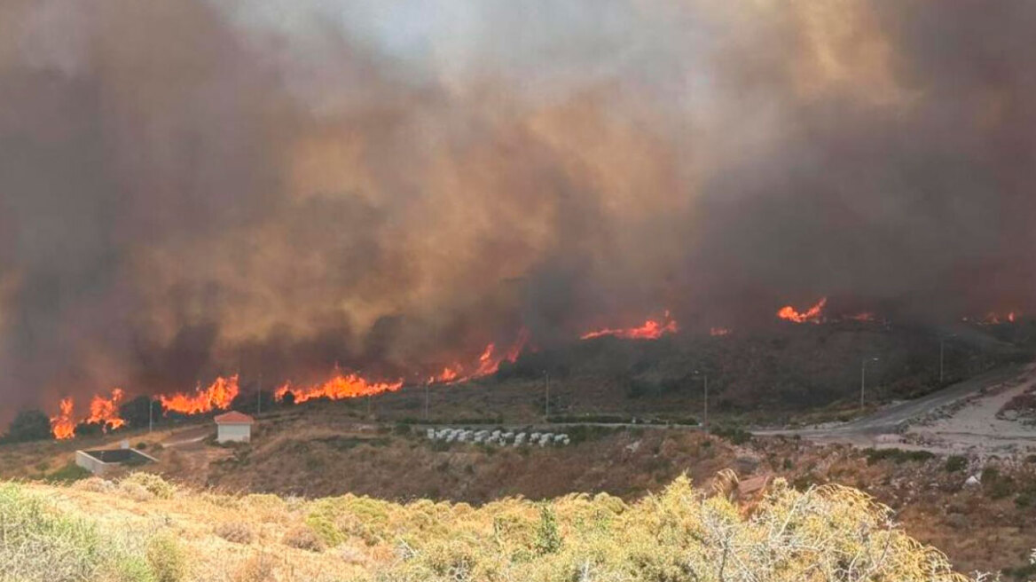 Μάχη με τα πύρινα μέτωπα σε Κω, Χίο και Κρήτη - Πάνω από 50 φωτιές το τελευταίο 24ωρο