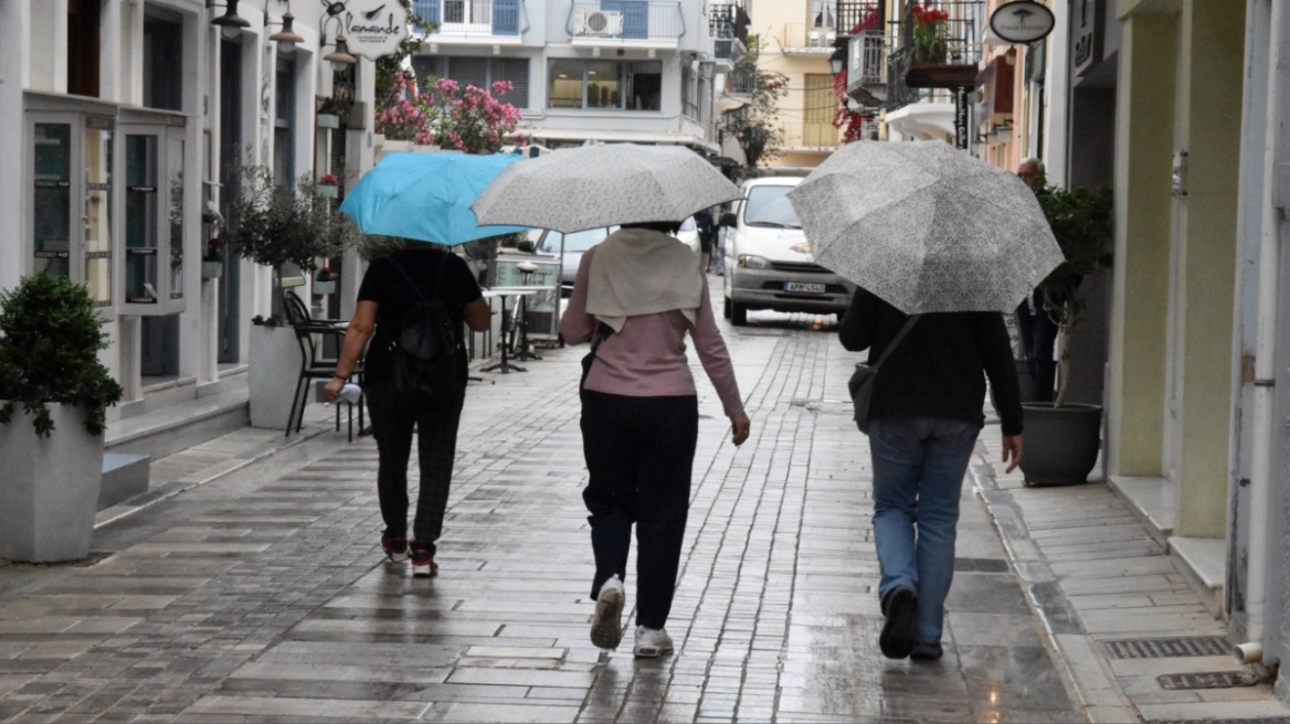 Καιρός: Σταδιακή επιδείνωση με βροχές και αφρικανική σκόνη - Πού υπάρχει υψηλός κίνδυνος πυρκαγιάς 