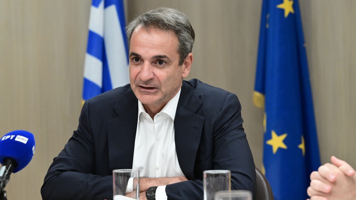 Mητσοτάκης: Εντυπωσιακή η μείωση της ανεργίας, έκτακτη ενίσχυση των συνταξιούχων τα Χριστούγεννα