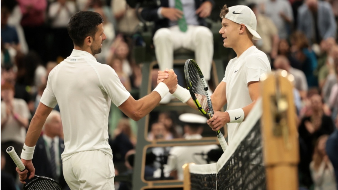 Στα προημιτελικά του Wimbledon ο Τζόκοβιτς, 3-0 τον Ρούνε - Δείτε πώς απάντησε στις αποδοκιμασίες του κοινού