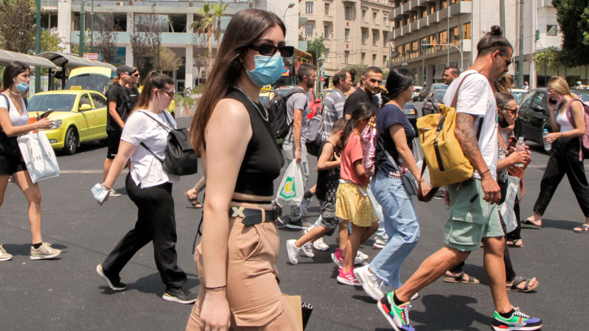 Κορωνοϊός: Σε θερινή έξαρση, τετραπλασιάστηκαν οι νοσηλευόμενοι - Έως πότε θα διαρκέσει