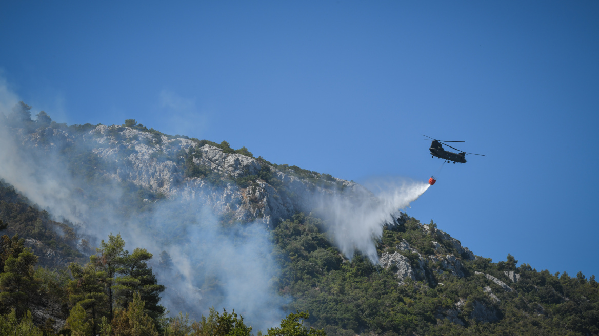 Πολύ υψηλός κίνδυνος πυρκαγιάς τη Δευτέρα σε έξι Περιφέρειες της χώρας