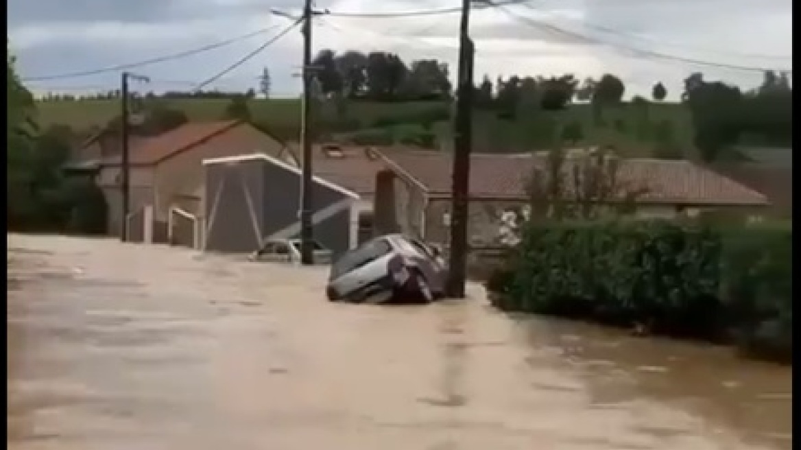 Γαλλία: Οι σφοδρές καταιγίδες προκάλεσαν πλημμύρες στα βορειοανατολικά - Πέντε άνθρωποι στο νοσοκομείο