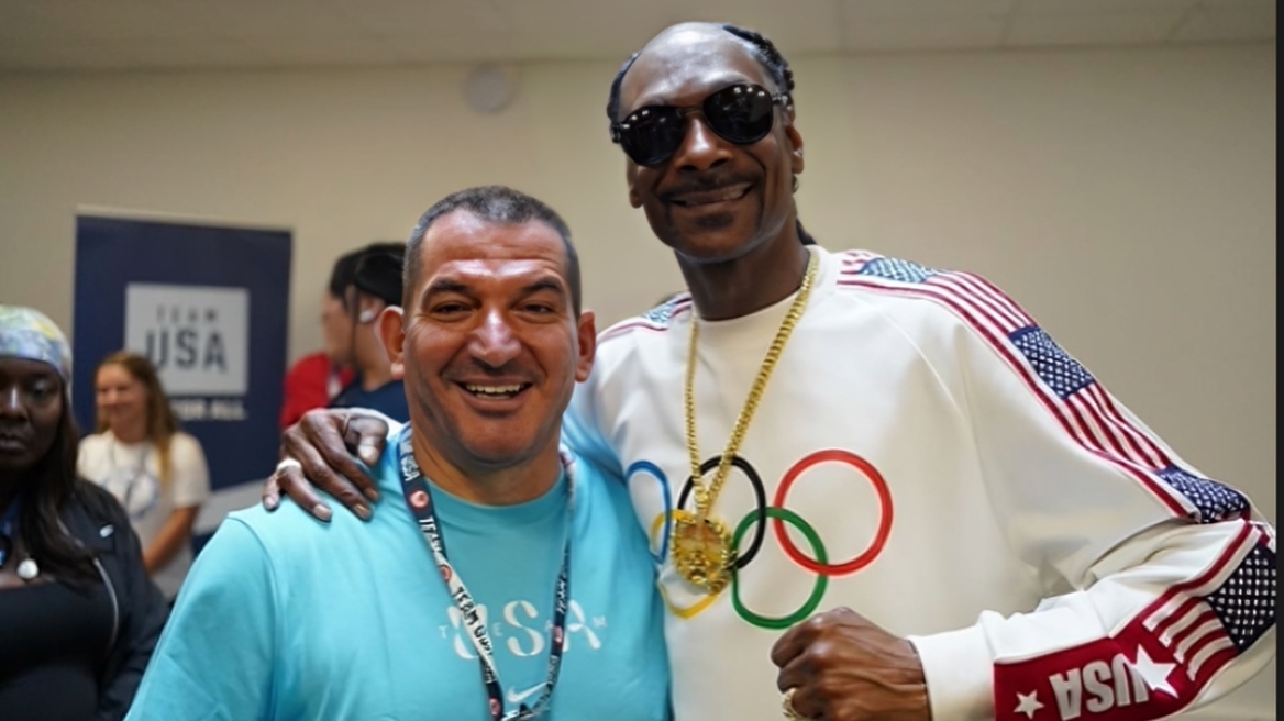 Πύρρος Δήμας: Φωτογραφήθηκε με τον Snoop Dogg στη Γαλλία