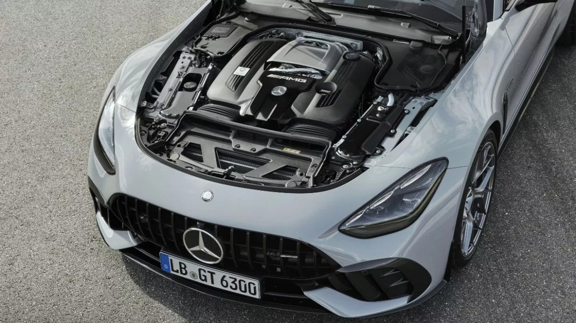 Ο V8 της Mercedes-AMG θα συνεχίσει να ζει