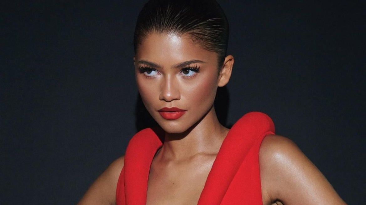 Η Zendaya με το πιο stylish και κομψό χτένισμα του φετινού καλοκαιριού