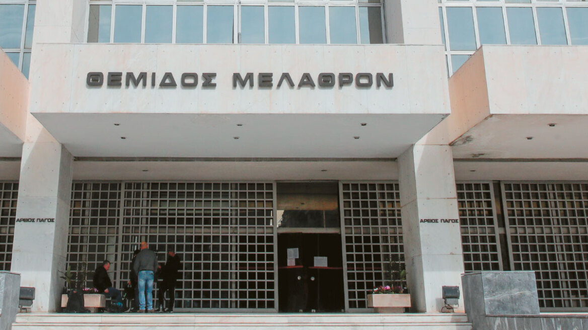 Κόντρα κορυφής για τις υποκλοπές μετά το πόρισμα του Αρείου Πάγου