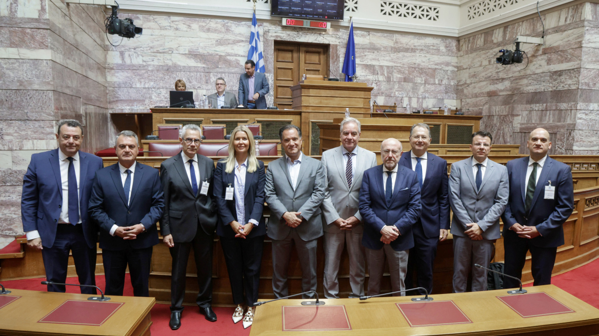 Βουλή: Κατά πλειοψηφία εγκρίθηκε ο διορισμός των νέων διοικητών ΥΠΕ