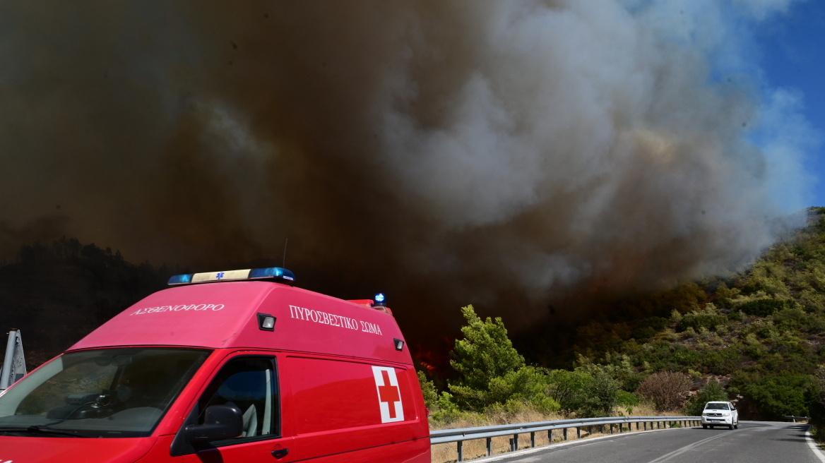 Φωτιά στην Αττική: Δωρεάν διέλευση από σταθμούς διοδίων για τη διευκόλυνση των πυρόπληκτων 