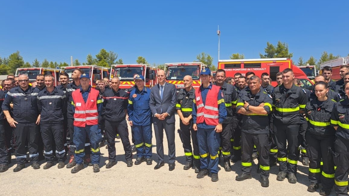 Φωτιές: Έφτασαν στη χώρα οι 180 Γάλλοι πυροσβέστες που θα βοηθήσουν στην κατάσβεση των πυρκαγιών