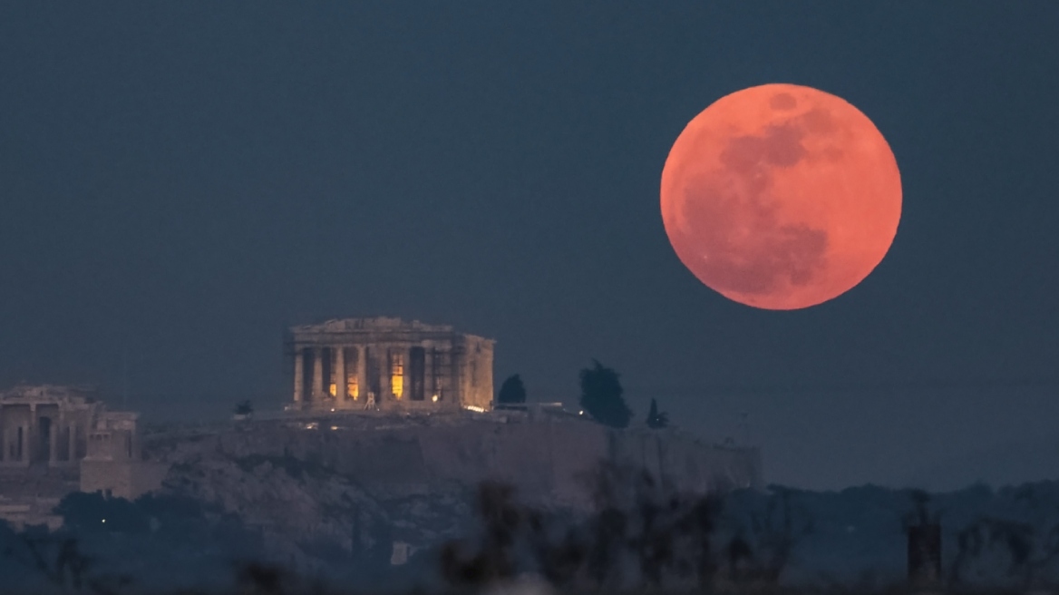 Απόψε η πανσέληνος Αυγούστου: Γιατί ονομάζεται «φεγγάρι του Οξύρρυγχου»