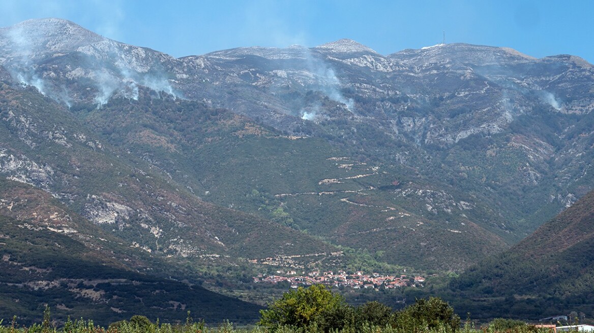 Καβάλα: Μαίνεται για 6η μέρα η φωτιά στο Παγγαίο - Πάνω από 20.000 στρέμματα καμένης γης