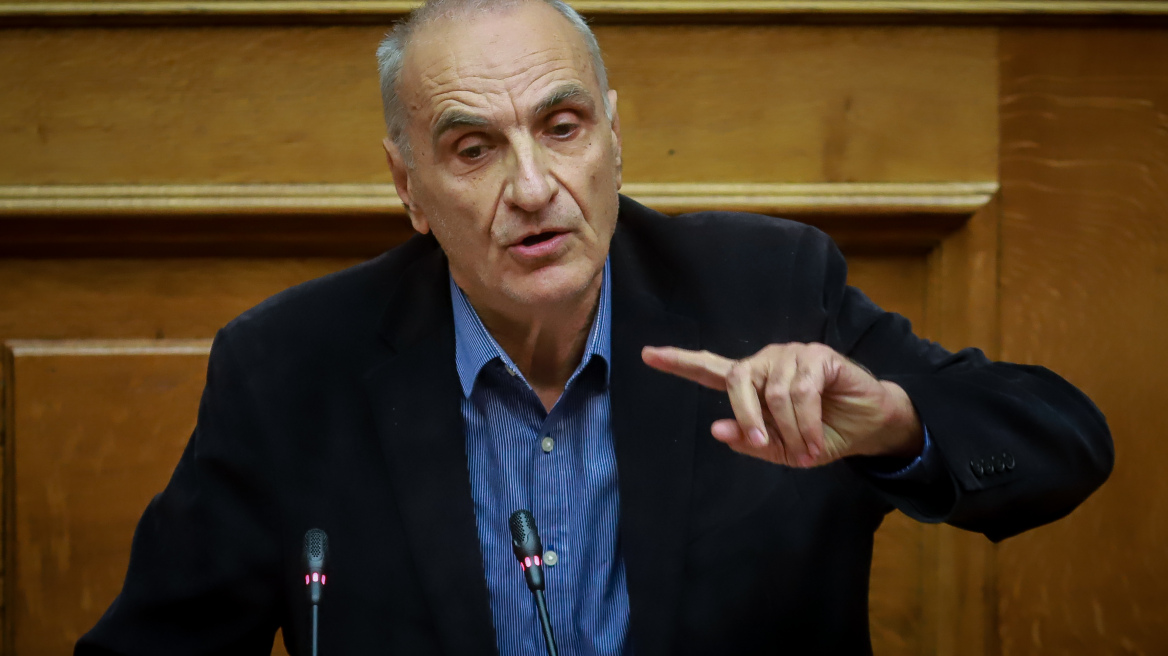 Βαρεμένος: Είχα προβλέψει ότι ο ΣΥΡΙΖΑ θα φτάσει στη γελοιοποίηση