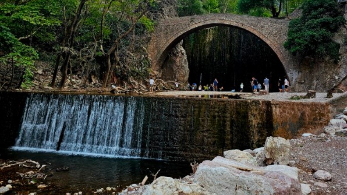 Τρίκαλα: Στέγνωσαν οι καταρράκτες της Παλαιοκαρυάς