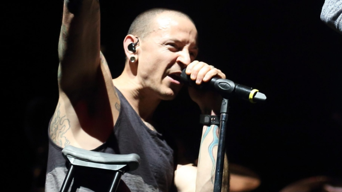 Linkin Park: Ο γιος του Μπένινγκτον τα «βάζει» μαζί τους που κάλυψαν το κενό του πατέρα του με την Άρμστρονγκ