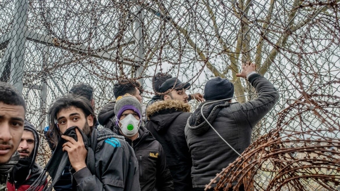 Κομισιόν: Πιθανή η επαναφορά των ελέγχων στα σύνορα -  «Απαράδεκτη» η δήλωση της Ουγγαρίας για τους παράνομους μετανάστες