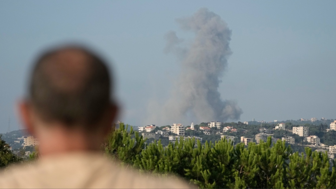 Εκκλήσεις για αποκλιμάκωση στο Λίβανο: Το Ισραήλ ετοιμάζεται για χερσαία εισβολή, με ολοκληρωτικό πόλεμο απειλεί το Ιράν