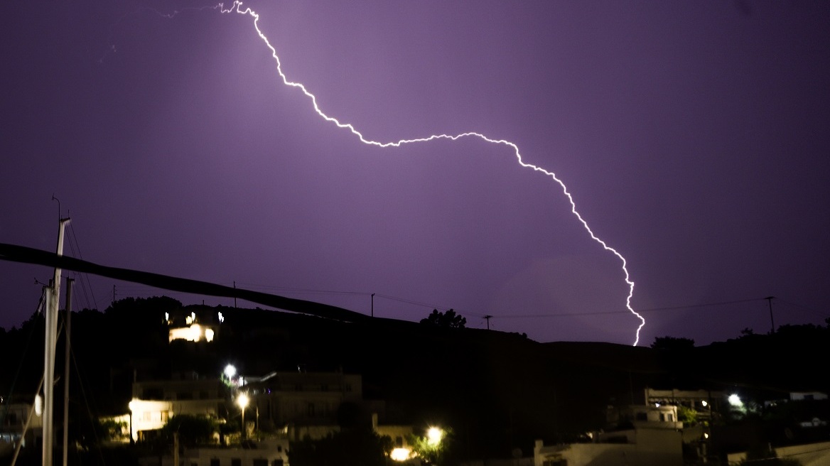 Καιρός - Μαρουσάκης: Έρχεται κακοκαιρία με βροχές, καταιγίδες και απότομες ενισχύσεις των ανέμων