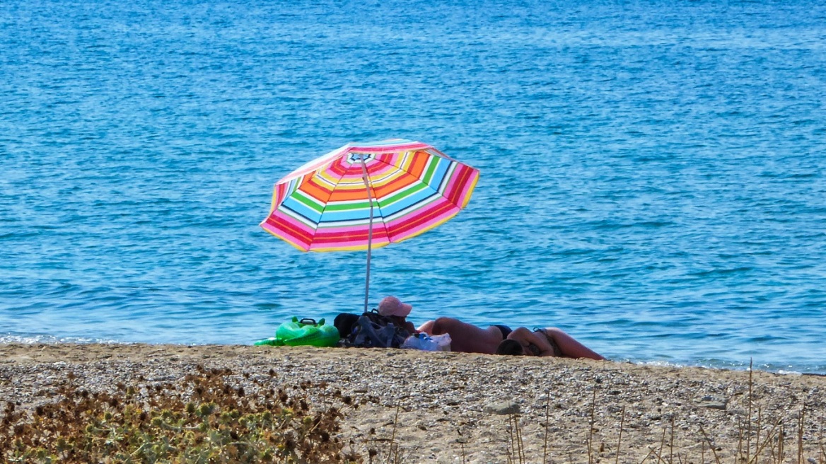 Καιρός - Κολυδάς: Ως και 5°C πάνω από το κανονικό οι θερμοκρασίες μέχρι το Σάββατο - Η προοπτική για την επόμενη εβδομάδα