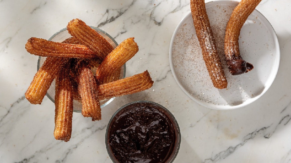 Τραγανά churros στο Πι και Φι