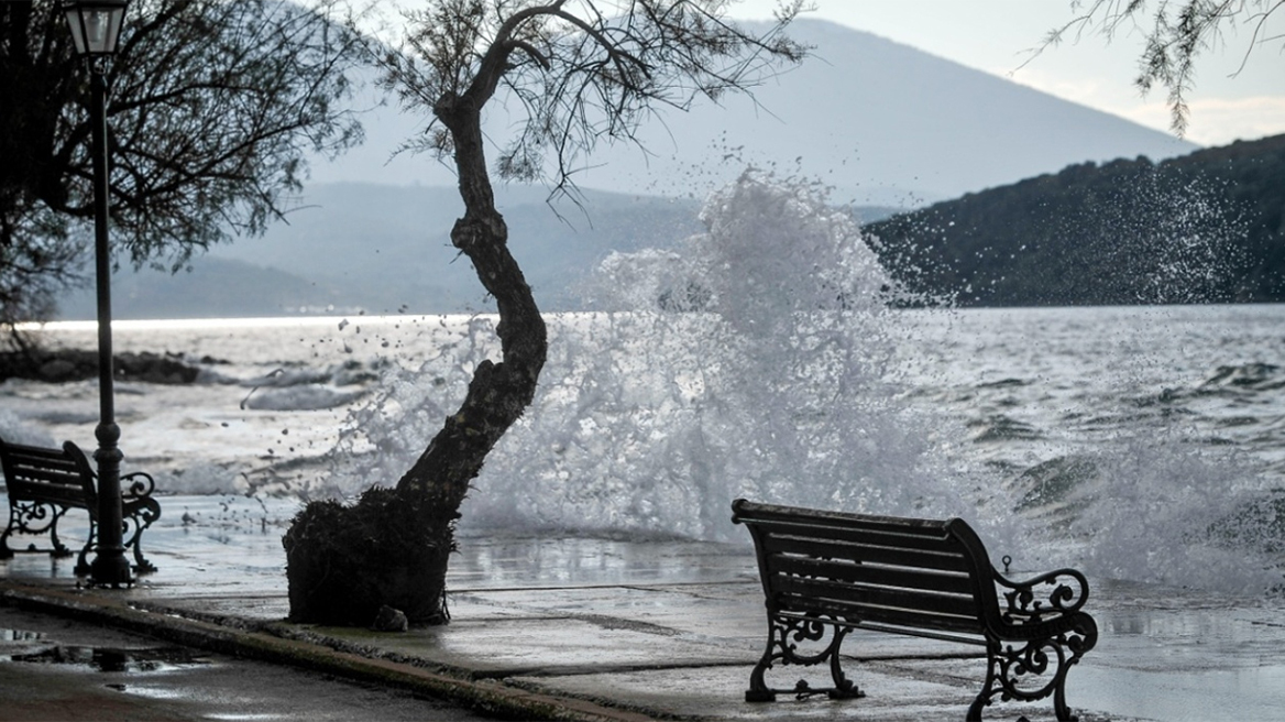 Καιρός: Ποιο είναι το σπάνιο φαινόμενο που θα επηρεάσει τη θερμοκρασία - Η πρόγνωση για το τριήμερο της 28ης Οκτωβρίου