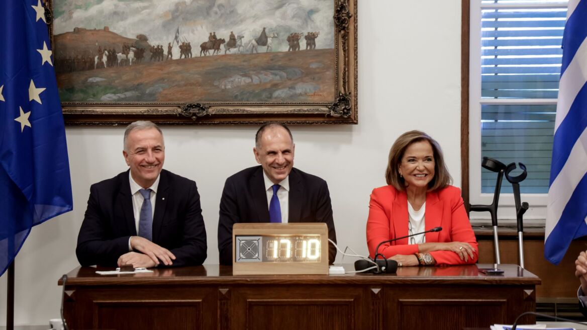 Στα ελληνοτουρκικά δεν υπάρχει μέση οδός, είπε ο Γεραπετρίτης στους βουλευτές της ΝΔ - «Είμαστε μακριά από το συνυποσχετικό»