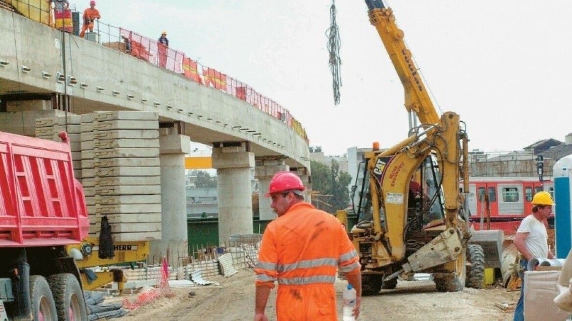 Υποδομές: Ψάχνουμε 55.000 εργαζόμενους την επόμενη διετία για να κατασκευάσουμε έργα 24 δισ.