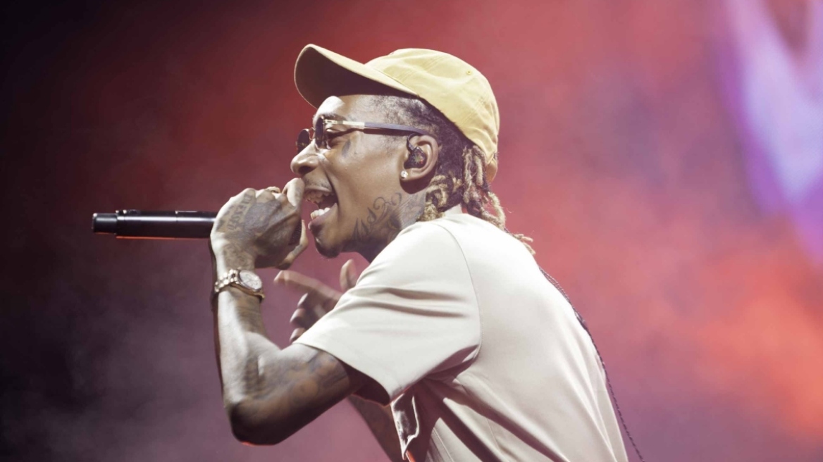 Wiz Khalifa: Παραπέμφθηκε σε δίκη στη Ρουμανία - Κάπνισε μαριχουάνα στη σκηνή