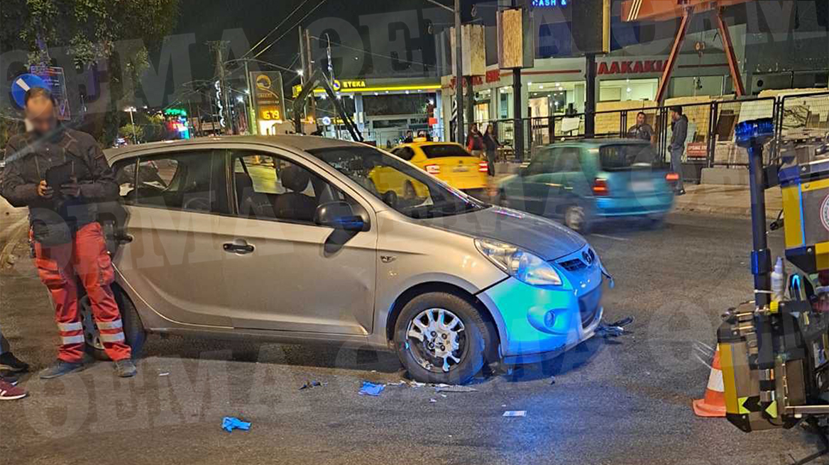 Τροχαίο στην Πέτρου Ράλλη -  Σοβαρά τραυματισμένος μοτοσικλετιστής έπειτα από σύγκρουση με ΙΧ, δείτε φωτογραφίες