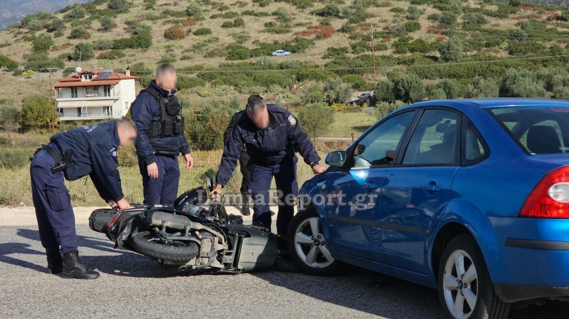 Λαμία: Τροχαίο με τραυματία οδηγό μηχανής - Δείτε φωτογραφίες