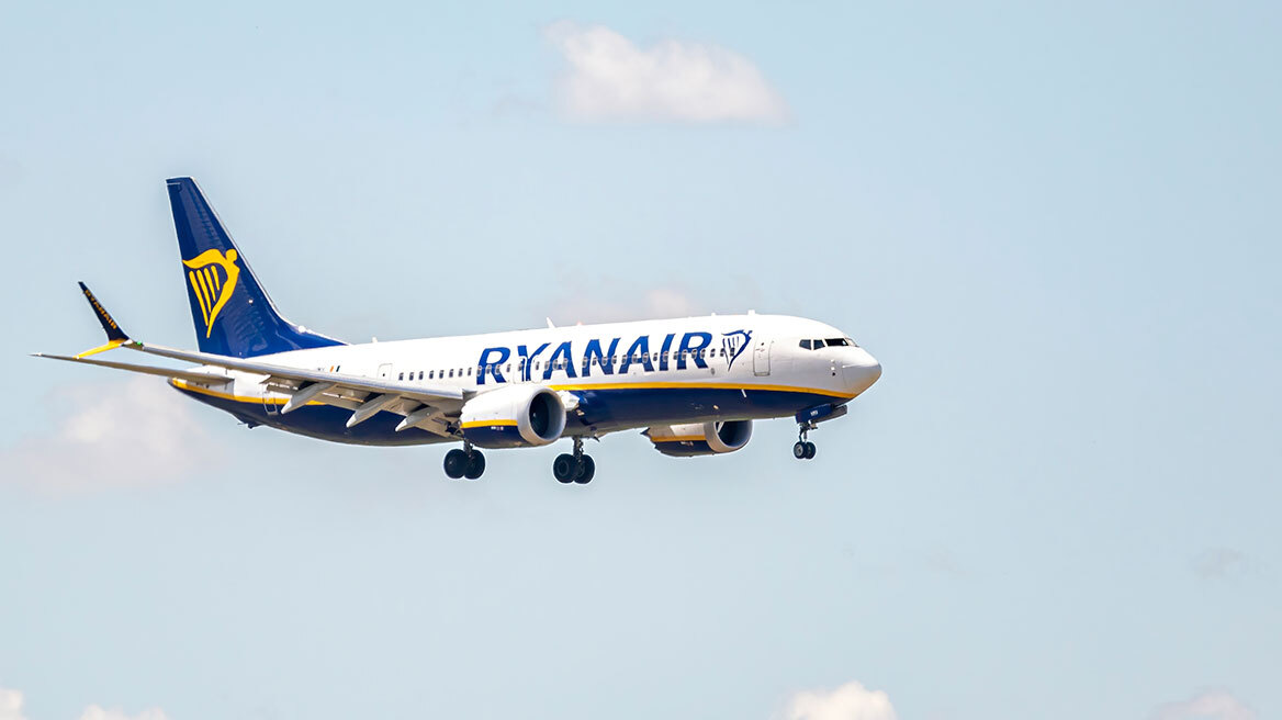 Ryanair: Ψαλιδίζει το θερινό πρόγραμμα του 2025, με 2,1 εκατ. λιγότερες προσφερόμενες θέσεις στην Ελλάδα