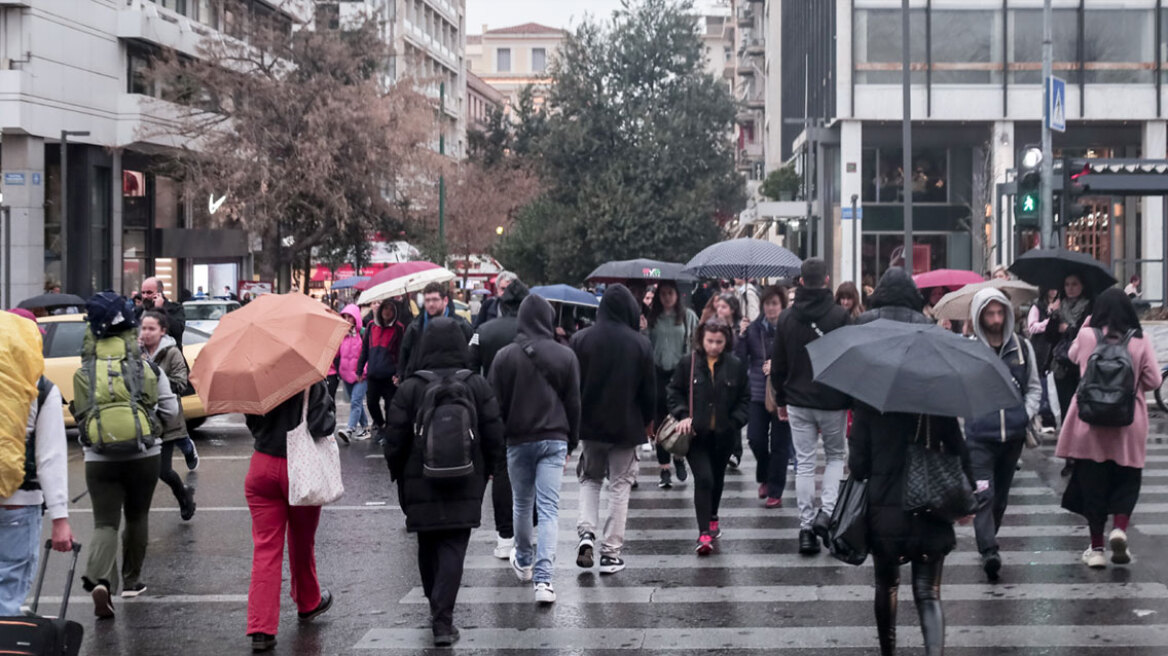 Καιρός: Σαββατοκύριακο για... τζάκι - Πέφτει 10 βαθμούς η θερμοκρασία, πού θα σημειωθούν καταιγίδες 