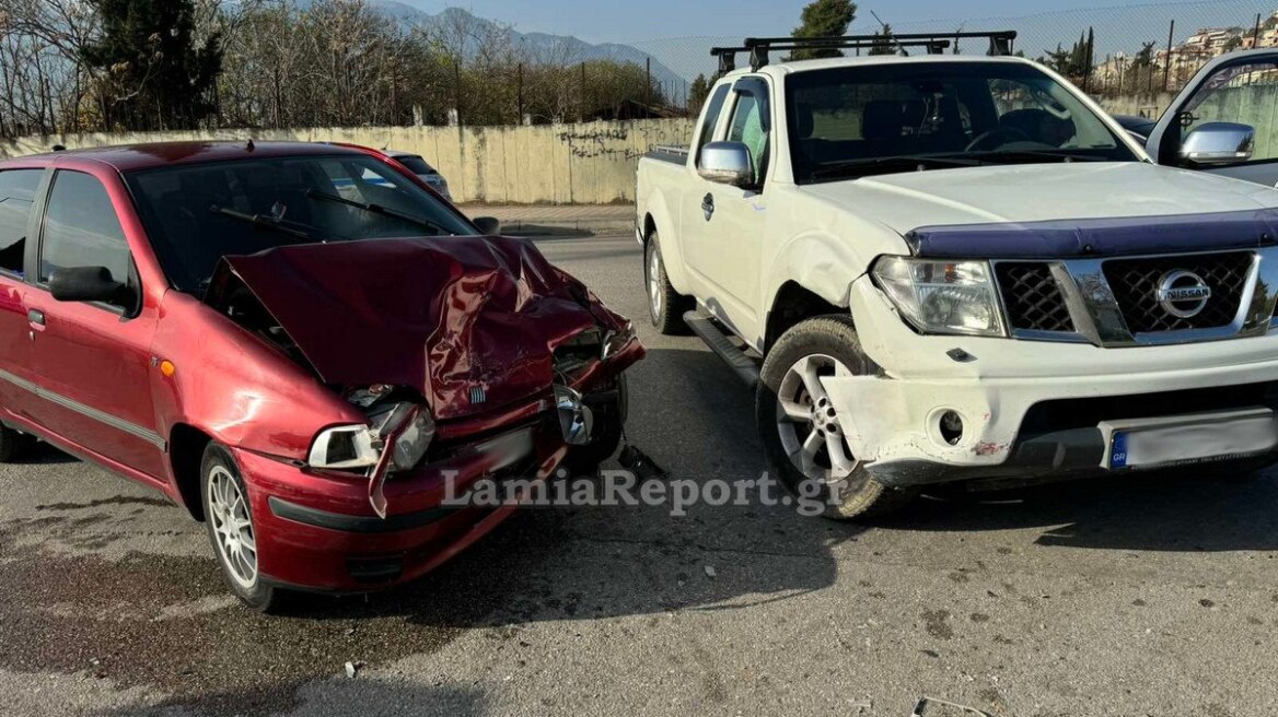 Τροχαίο ατύχημα στη Λαμία - Στο νοσοκομείο οδηγός