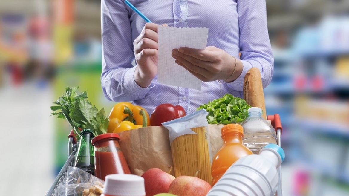 Πόσα ξοδεύω στο supermarket; Λιγότερα από ποτέ, με προσφορές και εκπτώσεις