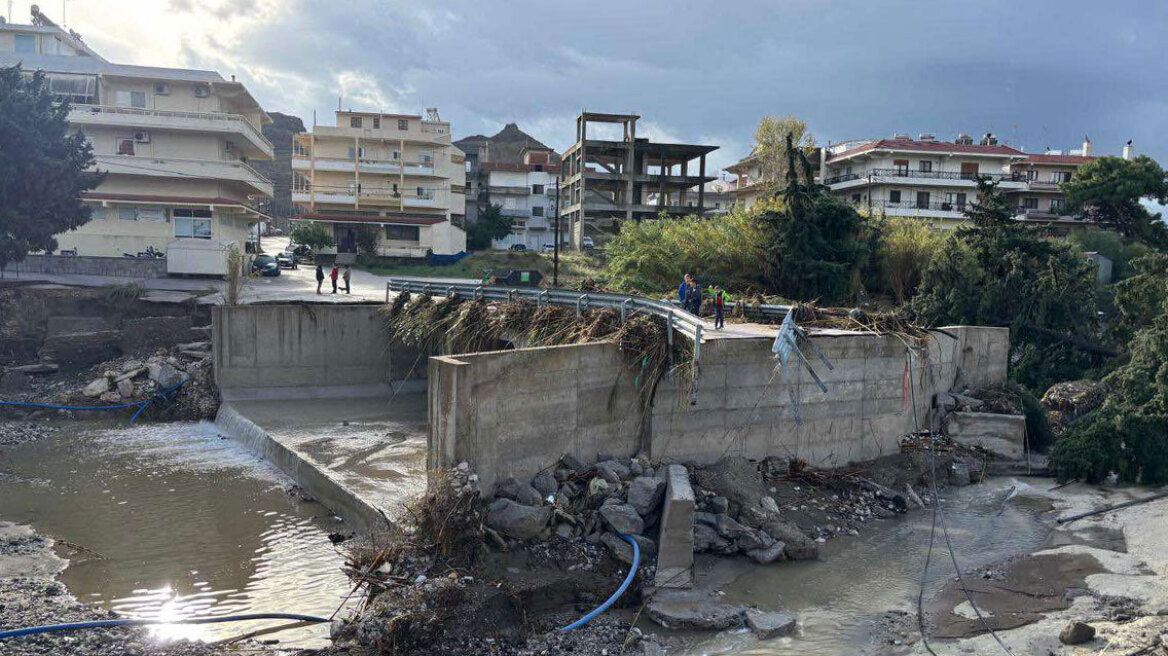 Κακοκαιρία Bora - Πλημμύρες στη Ρόδο: Νέες εικόνες καταστροφής - Αποκλεισμένο το χωριό Μαρακί 