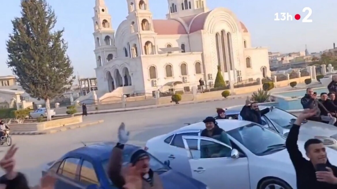 Εκατοντάδες Γάλλοι τζιχαντιστές στην ομάδα του Αλ Τζουλάνι στη Συρία – Δείτε βίντεο