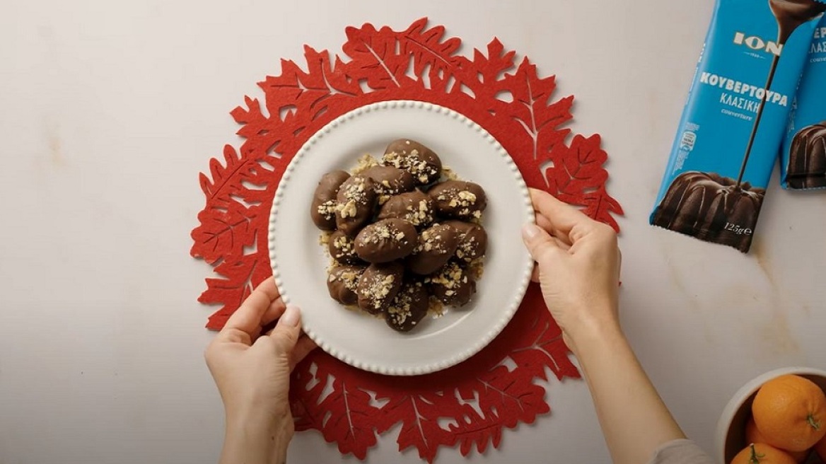 Μελομακάρονα μπουκιές με μανταρίνι και μαύρη σοκολάτα