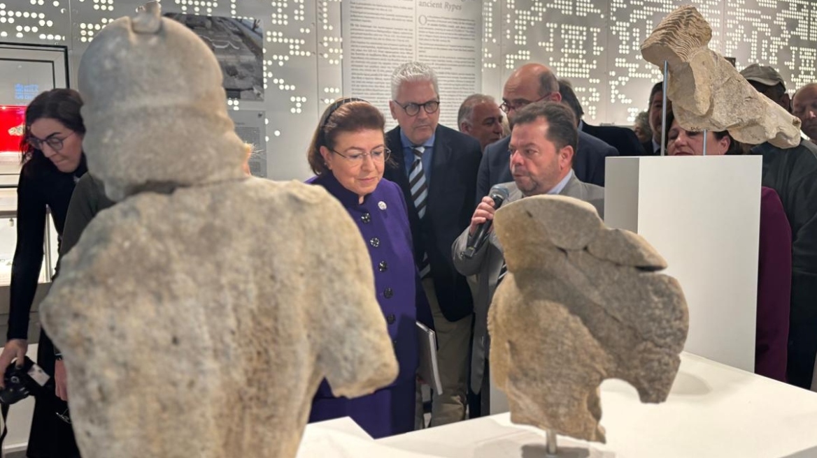 Λίνα Μενδώνη: Το Αρχαιολογικό Μουσείο Αιγίου, ένα εξαιρετικά σημαντικό Μουσείο στην Πελοπόννησο