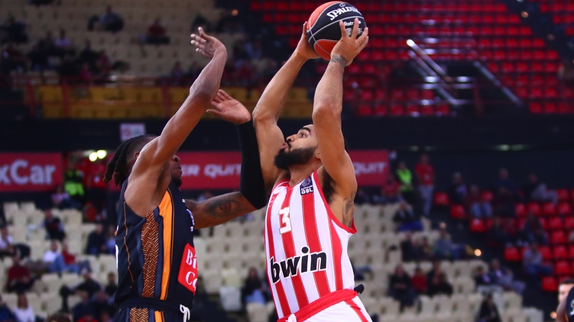 Basket League: Εκτός έδρας δοκιμασίες για τους Ολυμπιακό και Παναθηναϊκό, υποδέχεται τον Κολοσσό ο ΠΑΟΚ