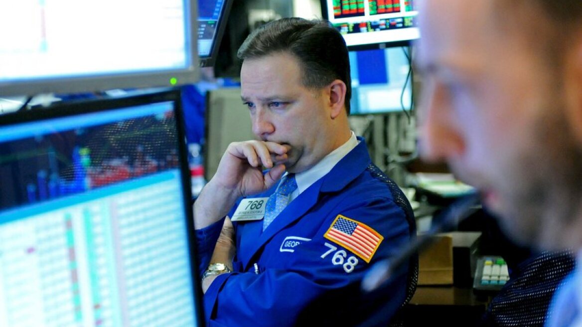 Wall Street: Ιστορικό καθοδικό σερί 46 χρόνων για τον Dow Jones - Στα κόκκινα όλοι οι δείκτες