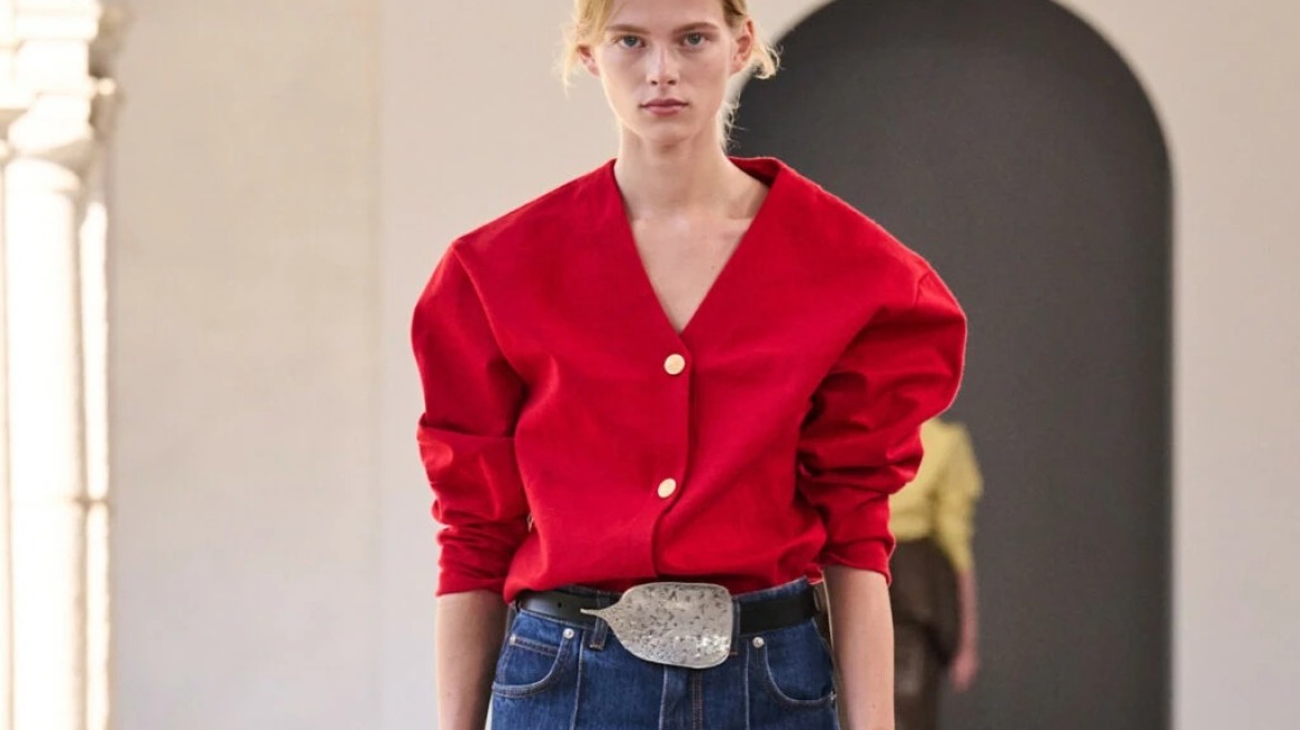 Back το basics: Οι τάσεις στα denim που θα κυριαρχήσουν το 2025