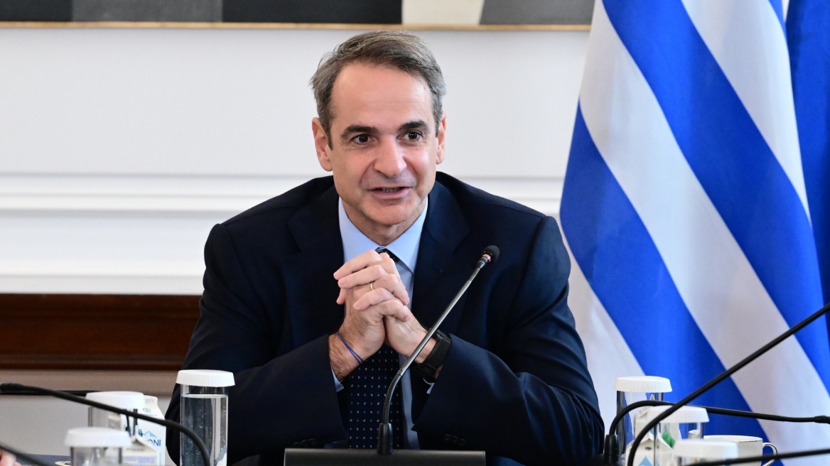 Μητσοτάκης: Μετά τα κάλαντα, ανάπαυλα και αποφάσεις για την Προεδρία - Τα πρόσωπα στην εξίσωση και η δεύτερη θητεία Σακελλαροπούλου