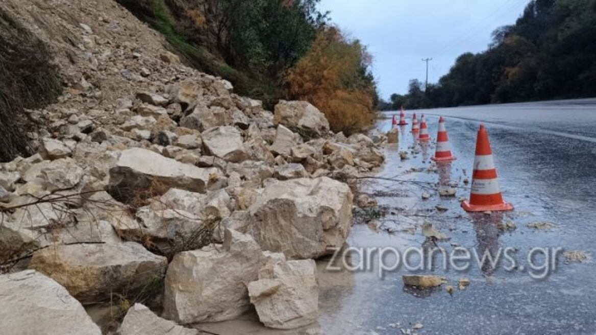 Κατολίσθηση στην εθνική οδό Χανίων – Κισσάμου: Έπεσαν βράχια στον δρόμο