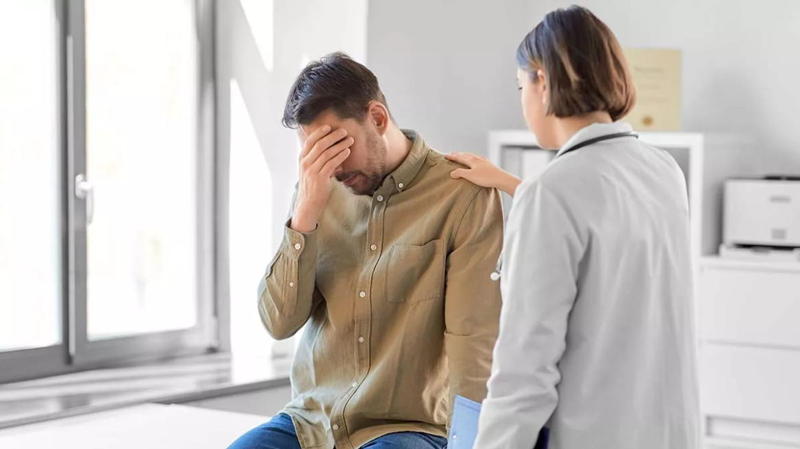 Διαγνώστηκε με καρκίνο στα 25 του – Το ενοχλητικό σύμπτωμα που τελικά τον οδήγησε στον γιατρό