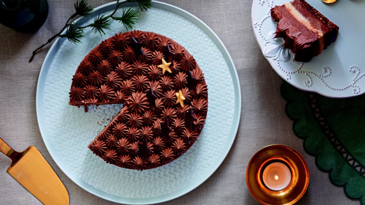 Semifreddo με τριπλή σοκολάτα χωρίς ενοχές