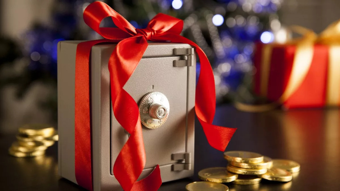 Περιουσία, υγεία, οικογένεια: Η ασφάλειά τους είναι το καλύτερο δώρο για τη νέα χρονιά