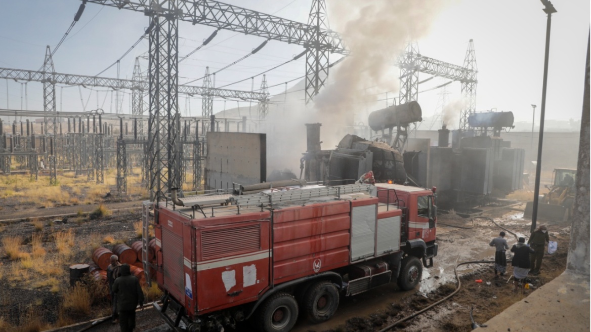 Το Ισραήλ εξαπολύει νέους βομβαρδισμούς στην Υεμένη και διαμηνύει πως θα καταδιώξει τους ηγέτες των Χούθι 