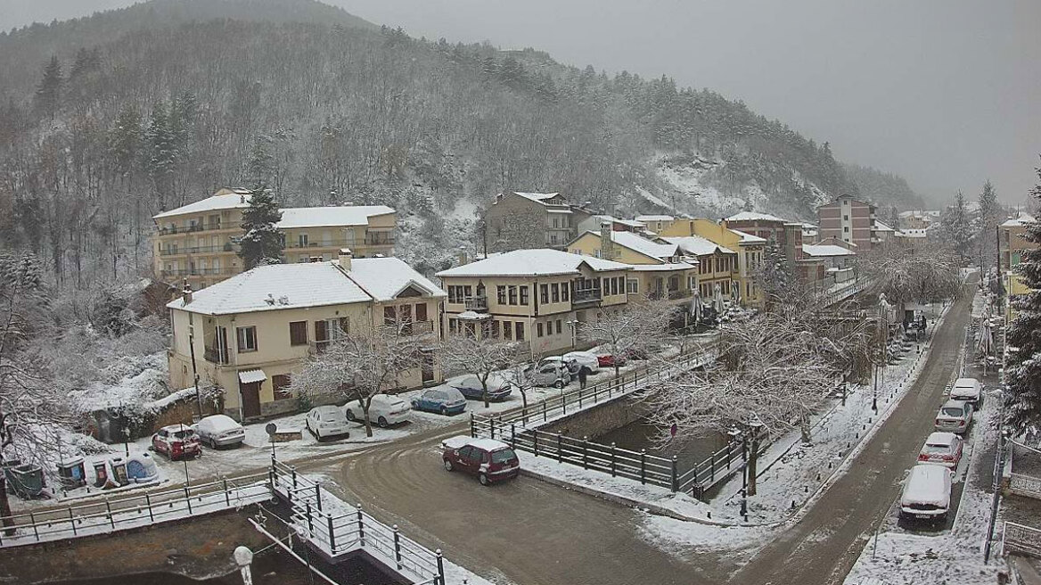 Καιρός: Νέο έκτακτο δελτίο από την ΕΜΥ - Χιόνια στα βόρεια, ισχυρές καταιγίδες και «βουτιά» του υδραργύρου