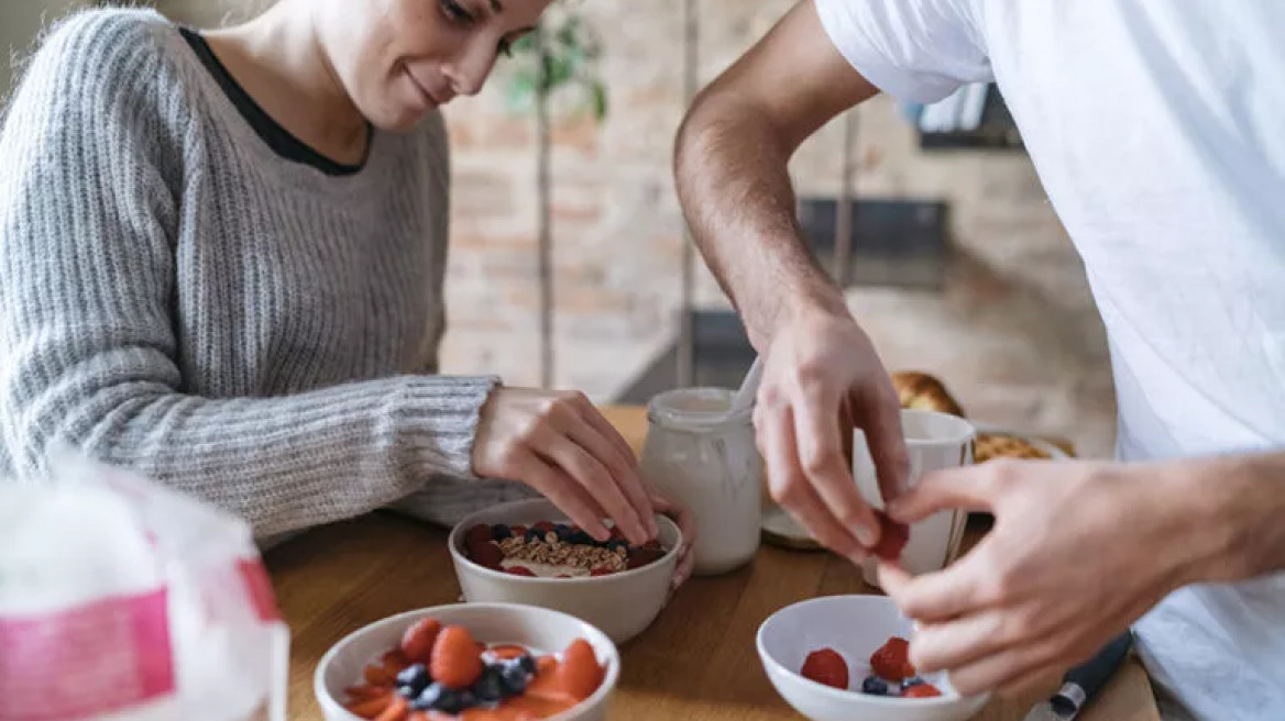 Μακροζωία: Η συνταγή για μία μεγάλη, υγιή και ευτυχισμένη ζωή αποτελείται από 4 υλικά